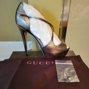 Authentic Gucci- ladies Heels